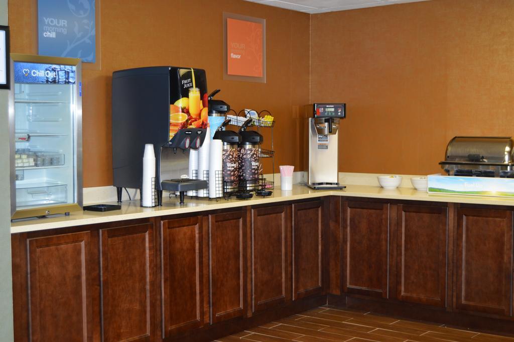 Comfort Inn Pine Grove I-81 Hershey Area Екстериор снимка